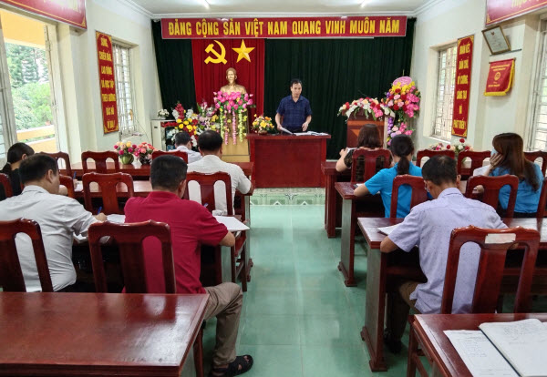 Hội nghị lần thứ 13 Ban Chấp hành Liên đoàn Lao động huyện Bạch Thông, khóa VIII