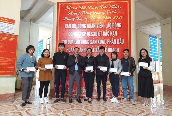 Liên đoàn Lao động tỉnh hỗ trợ đoàn viên, người lao động  nhân dịp Tết Nguyên đán Nhâm Dần năm 2022