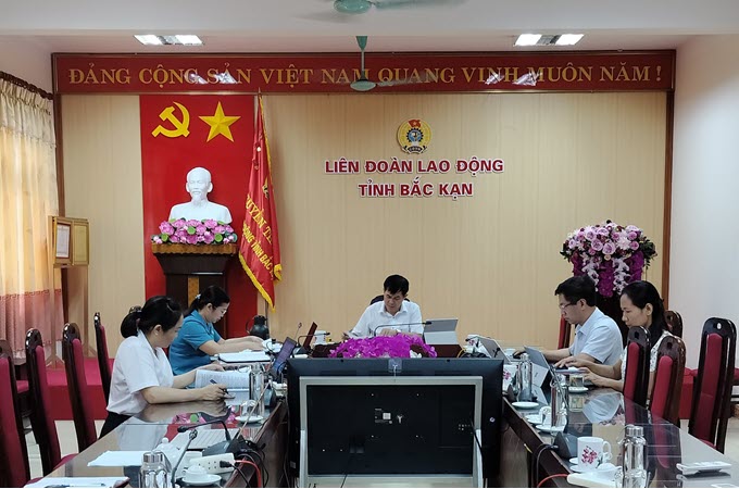 Hội nghị sơ kết 6 tháng đầu năm Cụm thi đua các LĐLĐ tỉnh khu vực Trung du và miền núi biên giới phía Đông Bắc