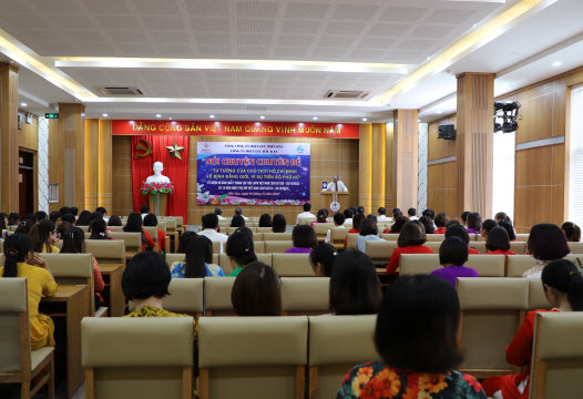 Công đoàn Công ty Điện lực Bắc Kạn tổ chức nói chuyện chuyên đề “Tư tưởng của Chủ tịch Hồ Chí Minh về bình đẳng giới, vì sự tiến bộ phụ nữ”